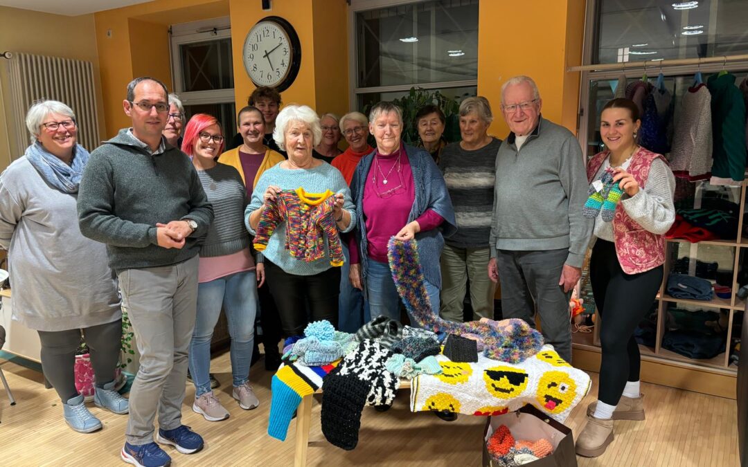 „Stricken für den guten Zweck und den sozialen Zusammenhalt“