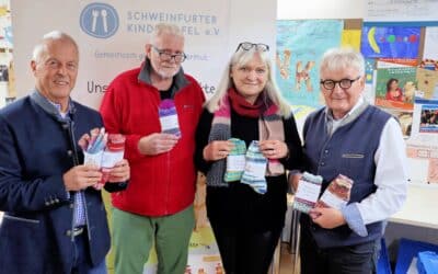 Ein Scheck und Selbstgestricktes: