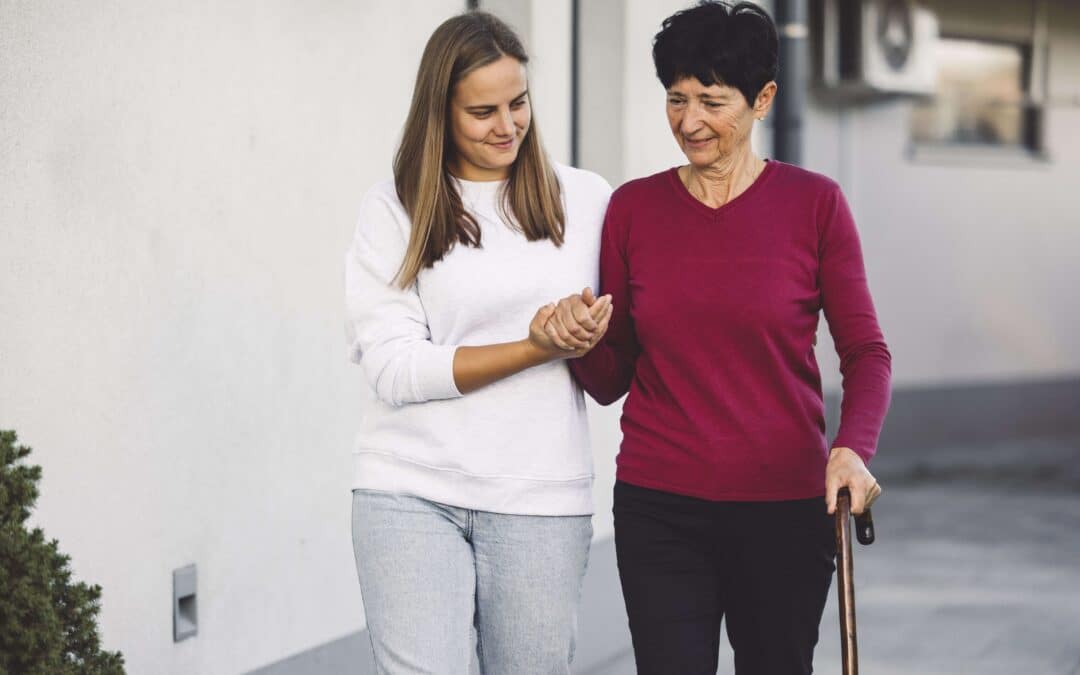 AOK mit neuem Präventionsangebot  Online-Workshops für berufstätige pflegende Angehörige