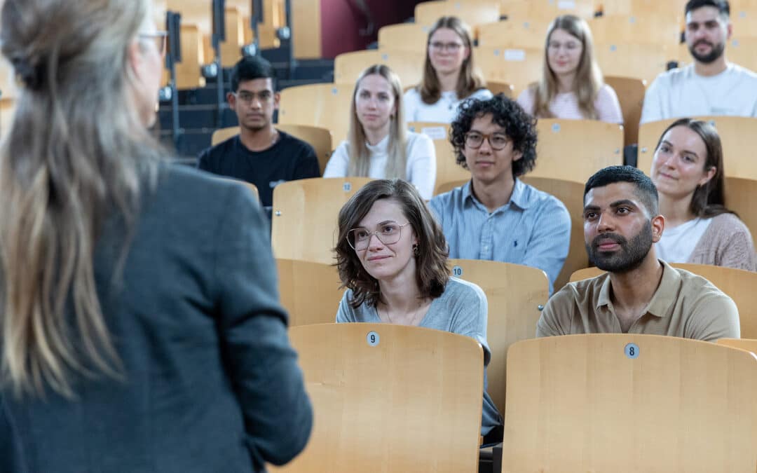 Dual studieren: Soziale Arbeit an der THWS jetzt auch mit vertiefter Praxis
