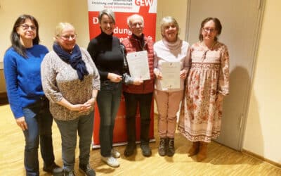 Neuer Name, neues Team GEW Ostunterfranken wählt Vorstand und ehrt Mitglieder