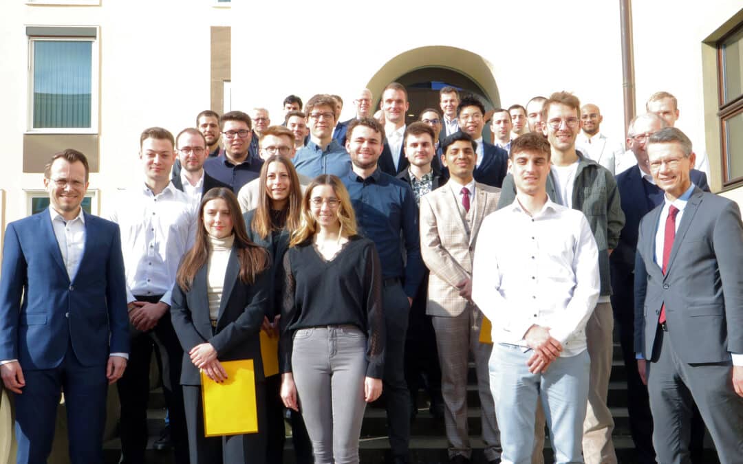 Oberbürgermeister und Hochschulpräsident ehren beste Absolventinnen und Absolventen des Sommersemesters 2024