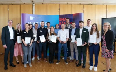 IHK übergibt Meisterpreisurkunden