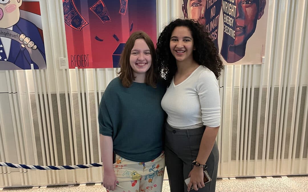 THWS-Studierende gestalten politische Plakate gegen Demokratiefeindlichkeit