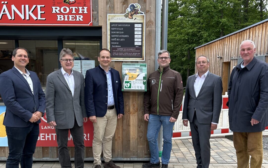 Automatisierter Externer Defibrillator (AED) im Wildpark