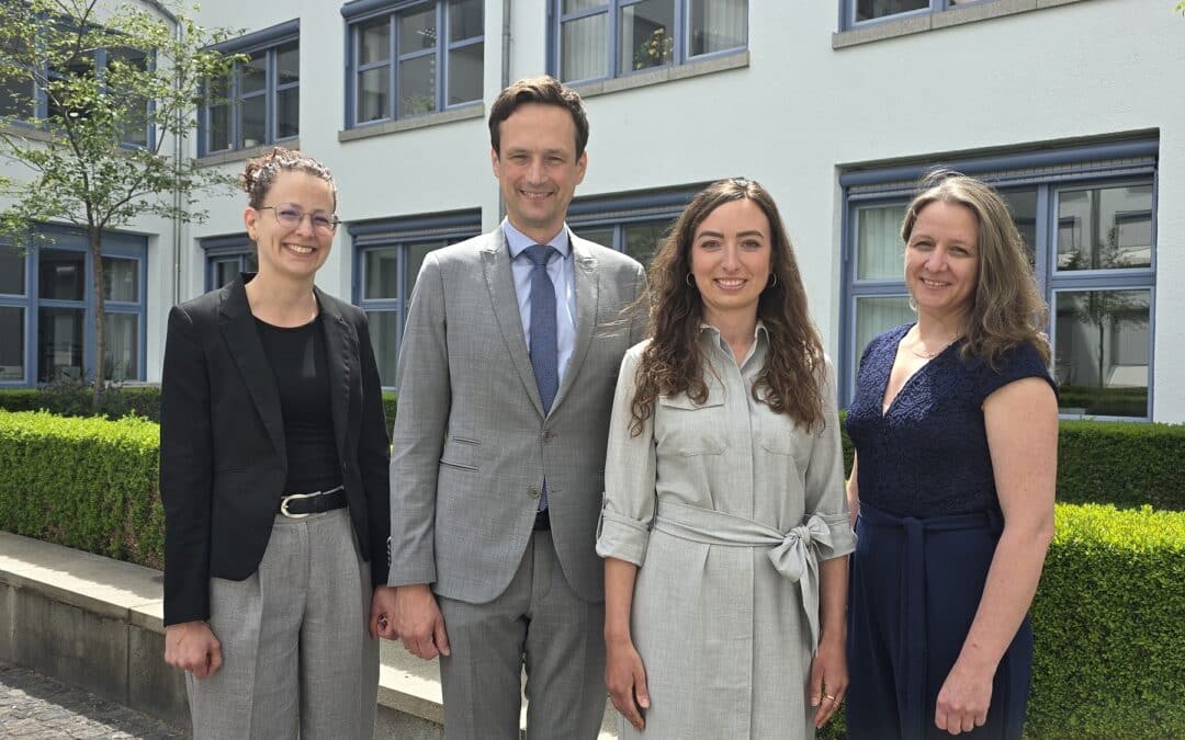 Erfolgreicher Abschluss des Amtstierarztlehrgangs: Mitarbeiterin des Landratsamts unter den Top 3