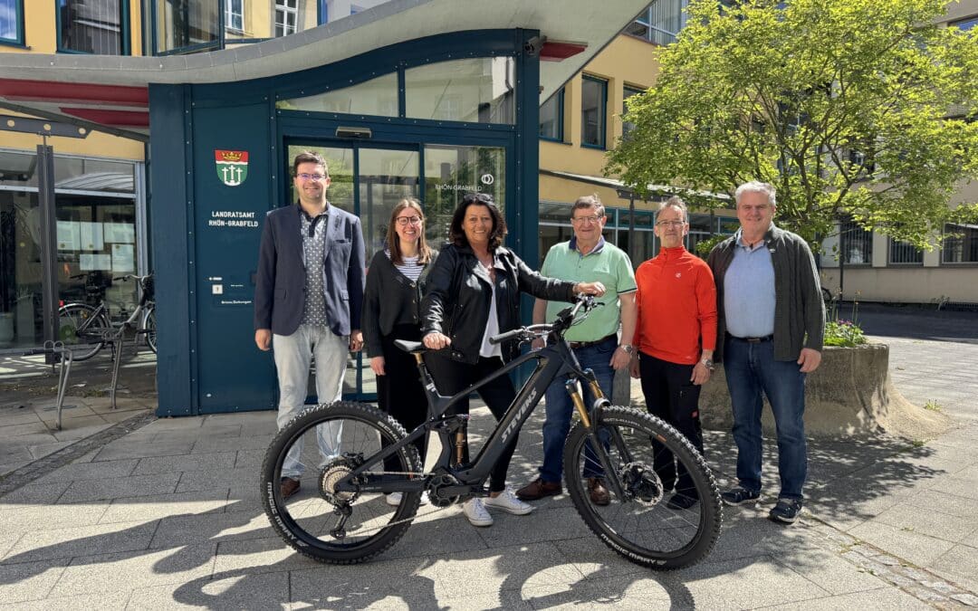 Startschuss für Dienstrad-Leasing: Landratsamt Rhön-Grabfeld macht mobil mit BusinessBike