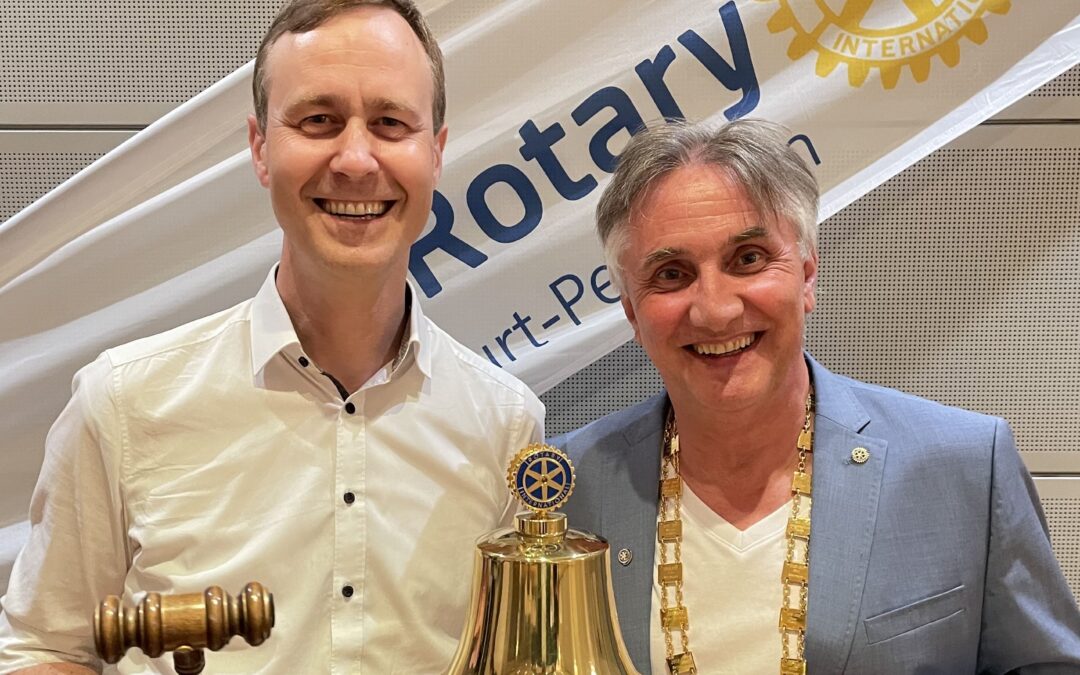 Stabwechsel beim Rotary Club Schweinfurt-Peterstirn – Völker übergibt an Pabst