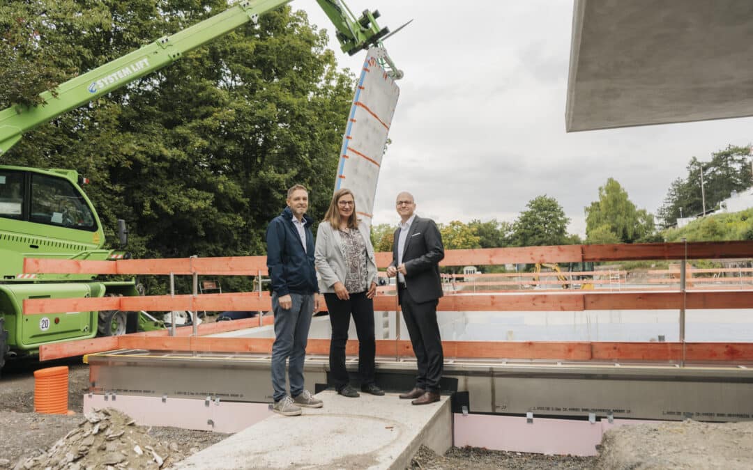 SKYCLIMBER  – Kletterwand am Springerbecken: nutzbar ab der Saison 2026