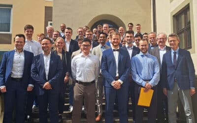 Hochschulpräsident und Oberbürgermeister gratulieren den besten Absolventinnen und Absolventen des Wintersemesters 2024/25