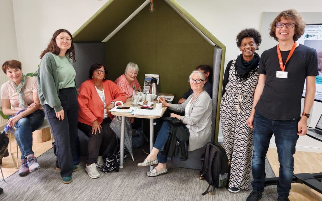 Digitale Teilhabe erlebbar gemacht: Infomobil der Digitalen Engel