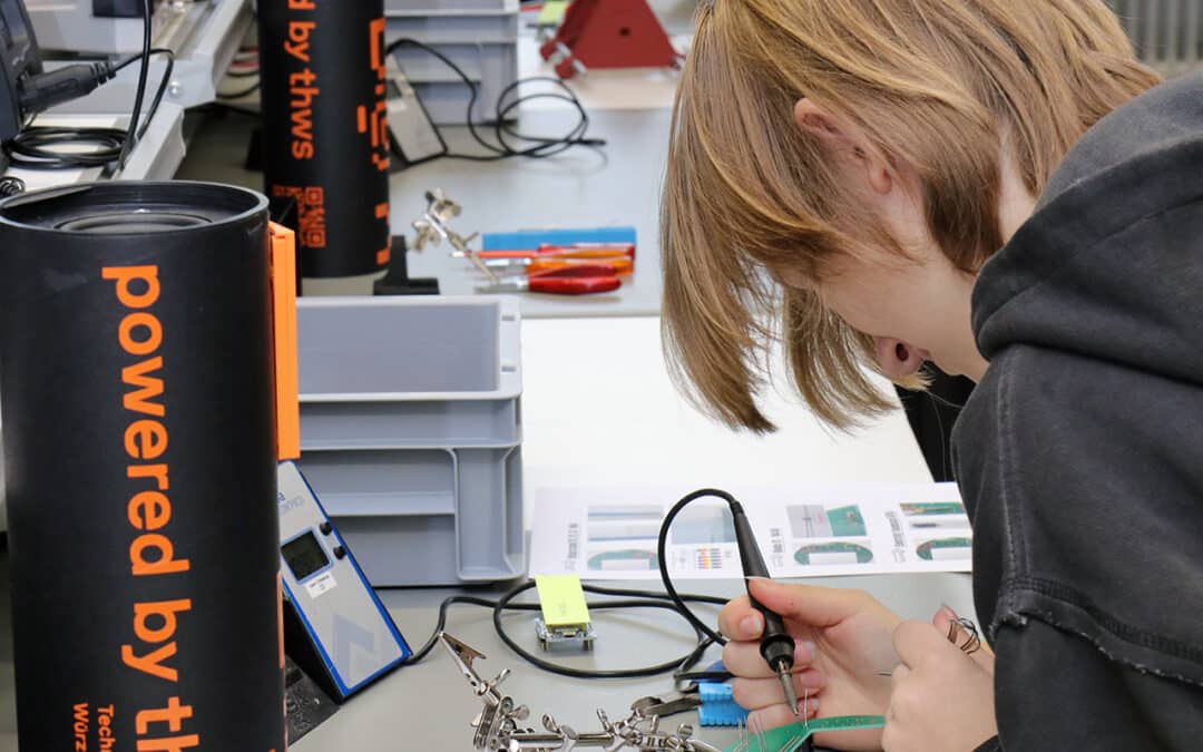 TecGirl’sDay: den Mädchen Spaß an Technik und Naturwissenschaften vermitteln