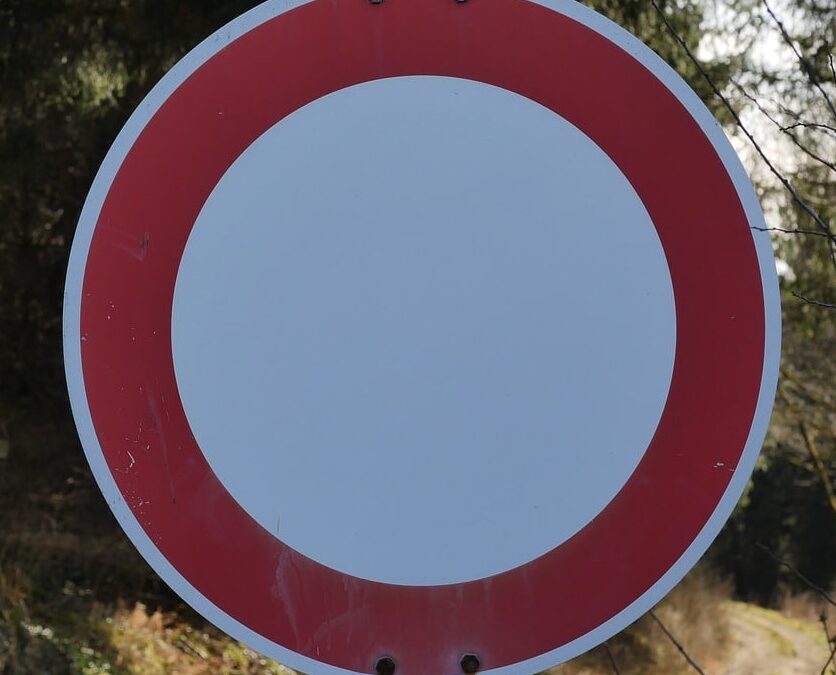 Vorübergehende halbseitige Sperrung der Maxbrücke und großräumige Umleitung des Verkehrs in Richtung Innenstadt