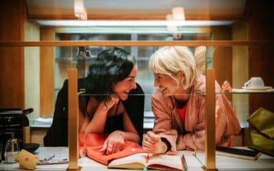 Neuer Podcast: „Abendkasse – Kultur in der Clutch“ mit Marisa Burger & Solveig Duda