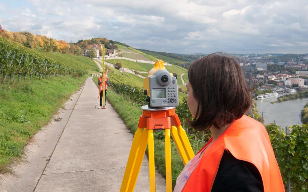 Fakultät Kunststofftechnik und Vermessung stellt duales Studium vor
