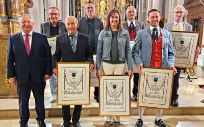 Landrat Bold zeichnet acht Bürgerinnen und Bürger mit dem Kulturehrenbrief aus