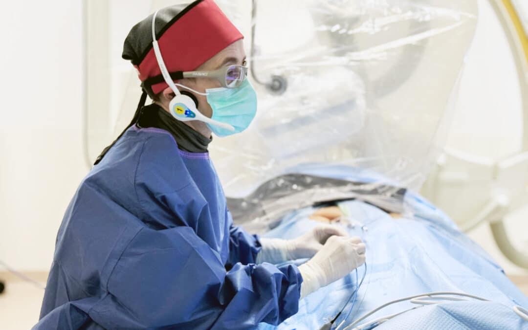 Premiere im Herzkatheterlabor: Innovatives Behandlungsverfahren bei Vorhofflimmern am RHÖN-KLINIKUM Campus Bad Neustadt