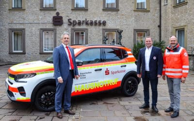 BRK-Kreisverband Schweinfurt erhält neues Einsatzfahrzeug für den Hausnotruf – Dank an die Sparkasse Schweinfurt-Haßberge