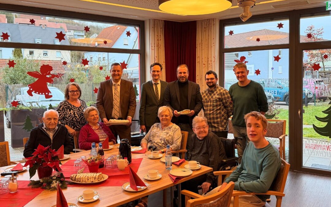 Bäckerinnung Mainfranken spendet Christstollen an Einrichtungen im Raum Schweinfurt