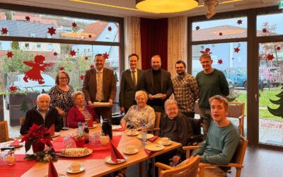 Bäckerinnung Mainfranken spendet Christstollen an Einrichtungen im Raum Schweinfurt