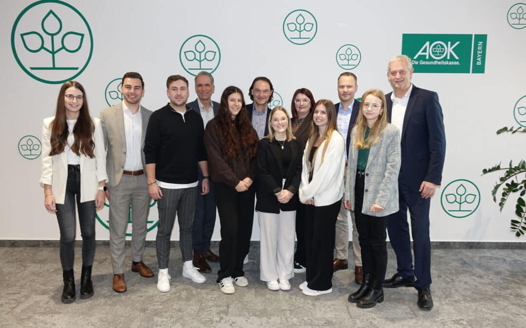 AOK Schweinfurt ehrt erfolgreiche Absolventinnen und Absolventen