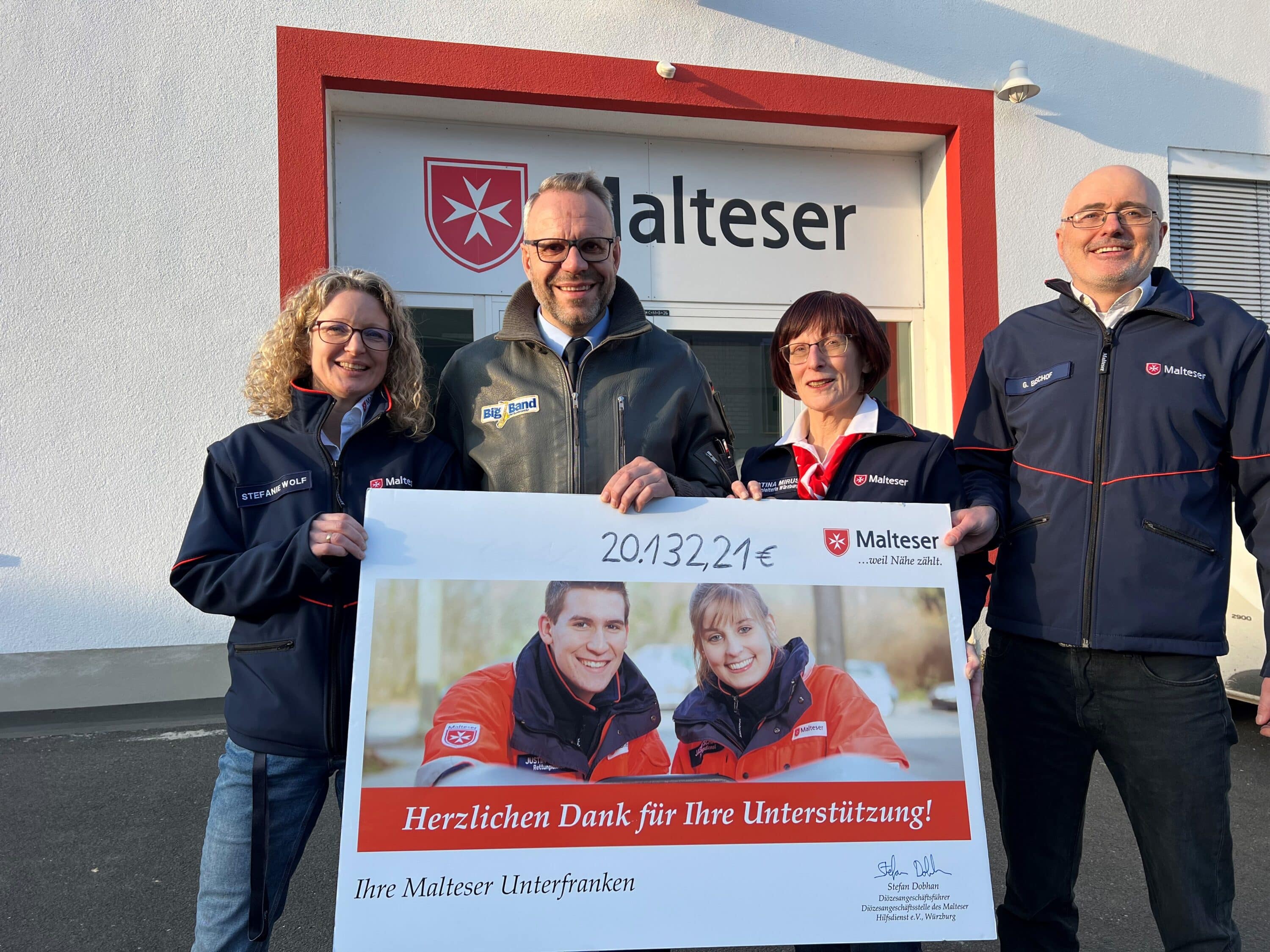 260130 scheckubergabe bigband ben efizkonzert_PhotoChristinaGold