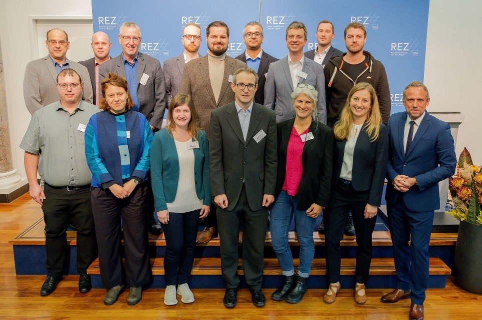 KI-basierte Störstoffdetektion: THWS entwickelt innovative Lösung für hochwertiges Gips-Recycling