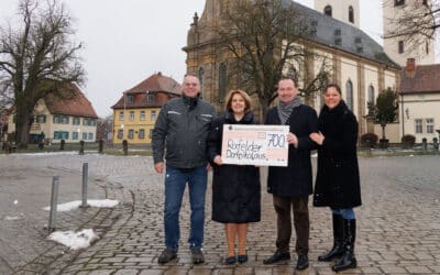 Rafelder Dorfnikolaus übergibt Spende