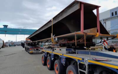 Logistische Meisterleistung: ARNOLD SCHWERLAST realisiert komplexes Schwerlastprojekt mitten in Hamburg