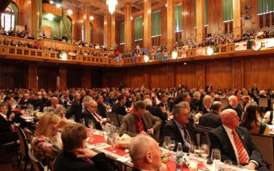 Die 68. Fränkische Weinkönigin wird im Max-Littmann-Saal des Regentenbaus gewählt