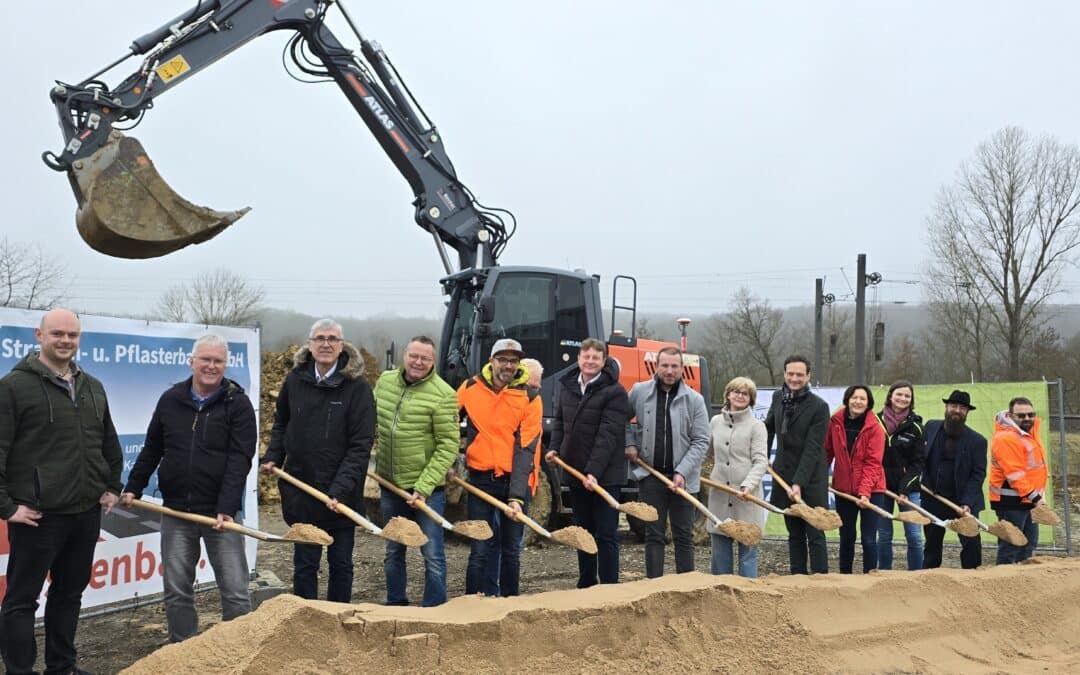 Spatenstich für Bau einer Wertstoff-Annahmestelle in Schonungen