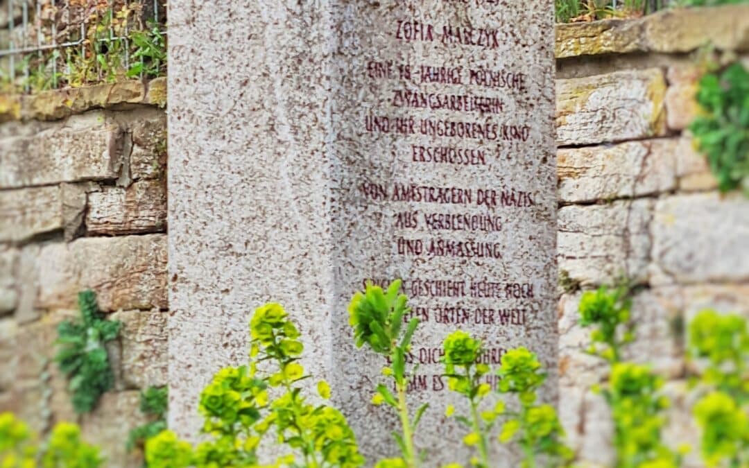 Eine Gedenkveranstaltung der Initiative gegen das Vergessen und des Bayernkollegs Schweinfurt –  Erinnerung an Zofia Malczyk