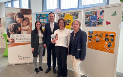 Wissenswertes zur Kindertagespflege: Ausstellung und Aktionstag des Landratsamts