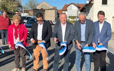 Feierlichkeiten zur Eröffnung der KG 32 und zum Tag des Baumes