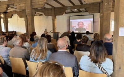 Zwischen Likes, Livestreams und Lebensrealität: Fachkräfte diskutieren Chancen und Risiken digitaler Lebenswelten