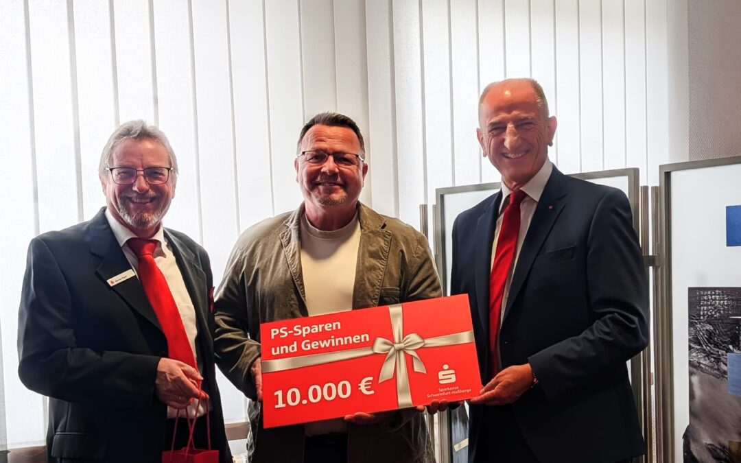 Großer Jubel in Sennfeld: 10.000 Euro Hauptgewinn beim PS-Sparen der Sparkasse