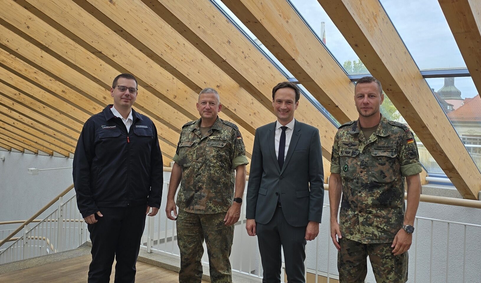 Bundeswehr ist verlässlicher Partner für den Landkreis