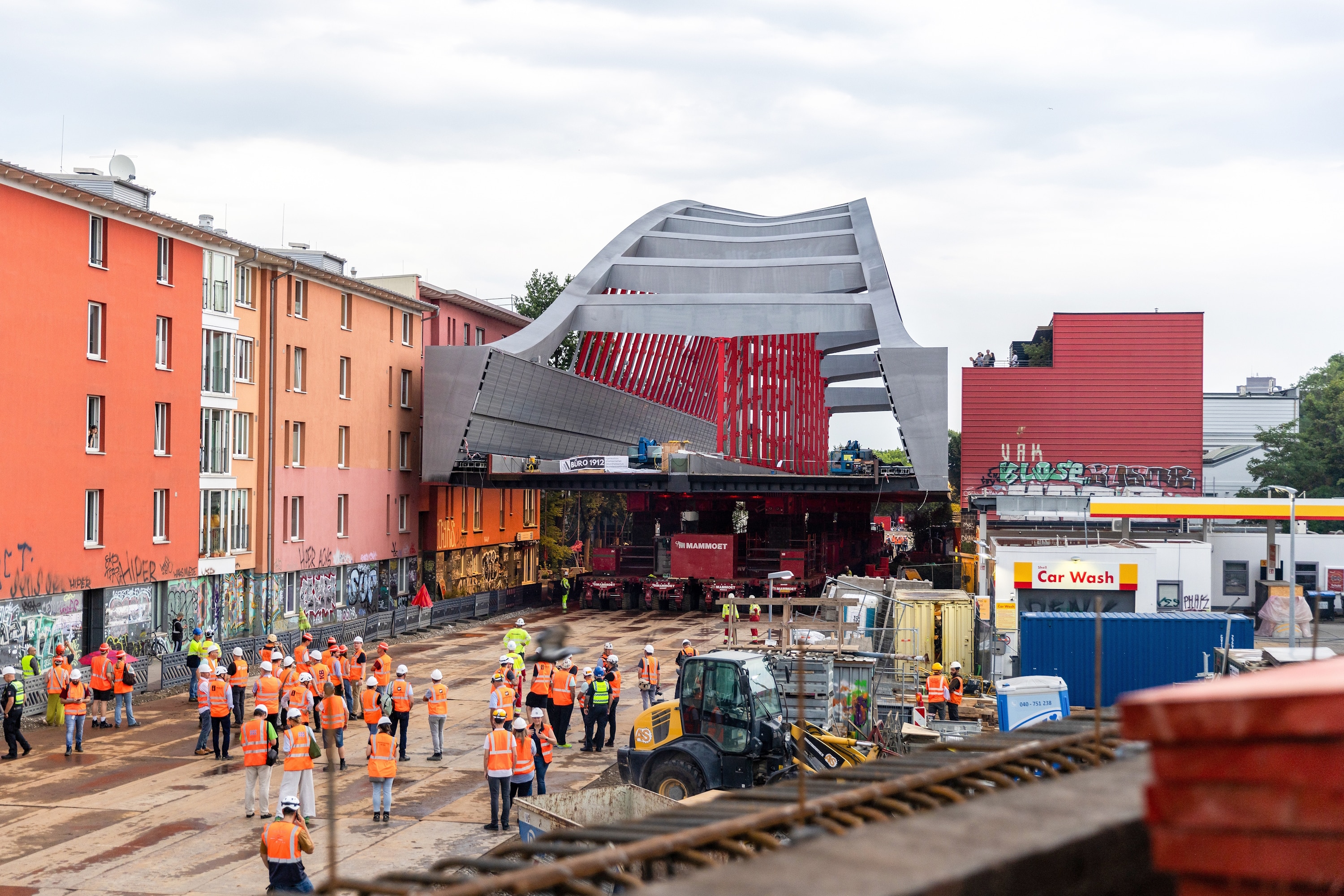 Erneute logistische Meisterleistungen durch Arnold Schwerlast