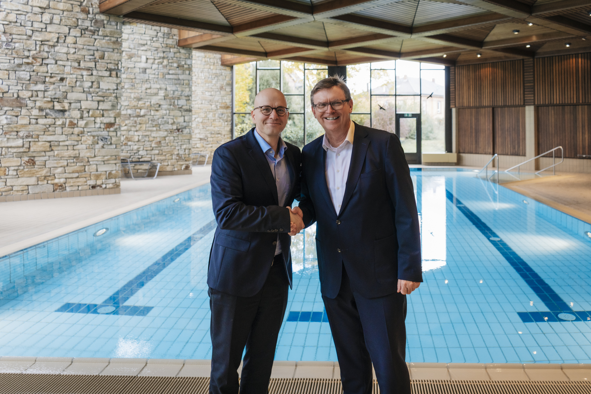 Öffentliches Schwimmen im Hallenbad der Hescuro Klinik